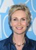 photo Jane Lynch (voice)